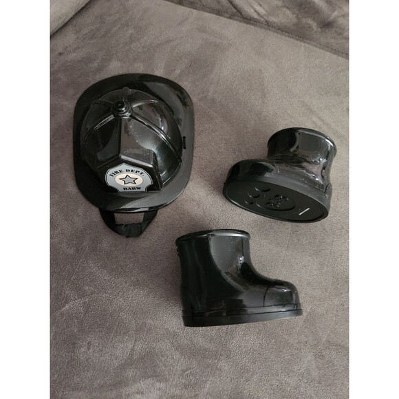 Build a Bear firefighter hat & boots - Picture 1 of 4